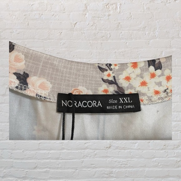 156. NORACORA Floral Maxi Dress - Size XXL - Picture 4 of 6